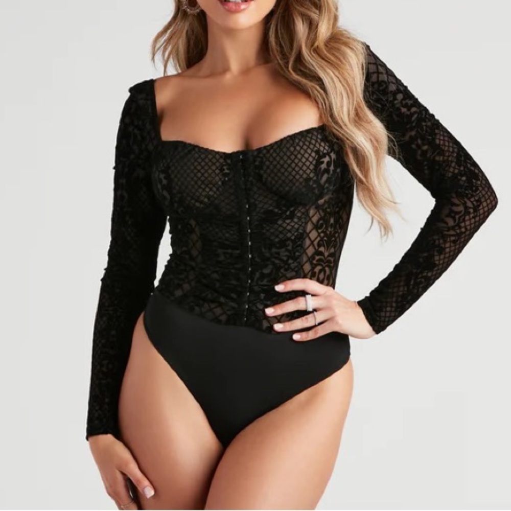 Sexy Black Long Sleeve Bodysuit